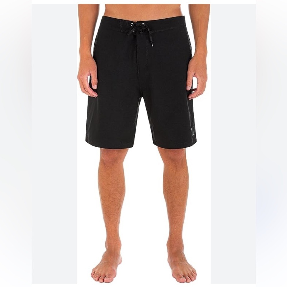 Hurley Men's Black  Shorts 20” NWT